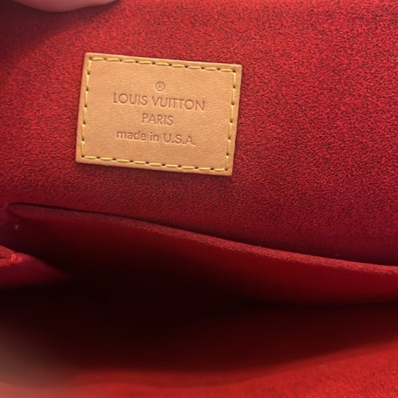 Louis Vuitton Monogram Sac Coussin GM - Picture 4 of 9